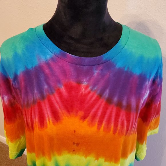 Bella Canvas Tops - Canvas Tie Dye Boho style short sleeve T-shirt 100% cotton size 2XL.